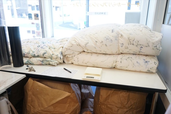 25年使ったダブルの冬用と夏用2枚をセミダブルサイズの冬用と夏用にリフォームしたい！画像