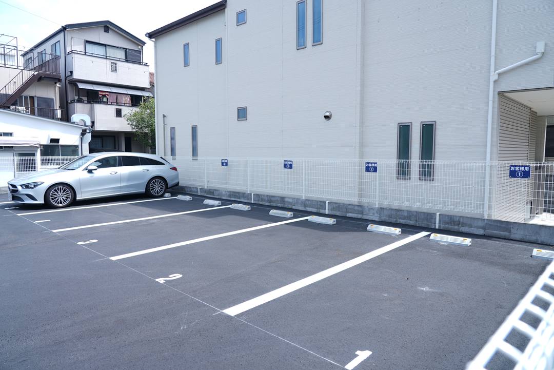 羽毛ふとん専門工房/グートンの専用駐車場です。